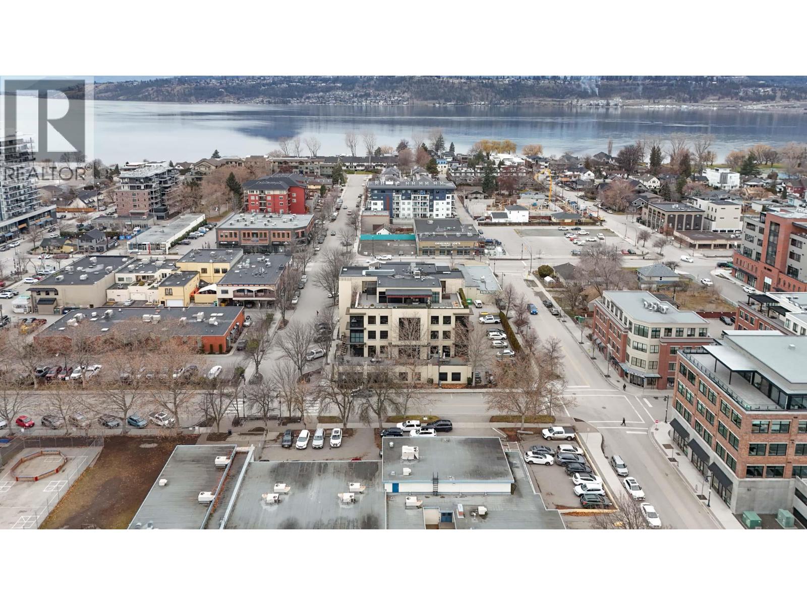 211 550 West Avenue, Kelowna