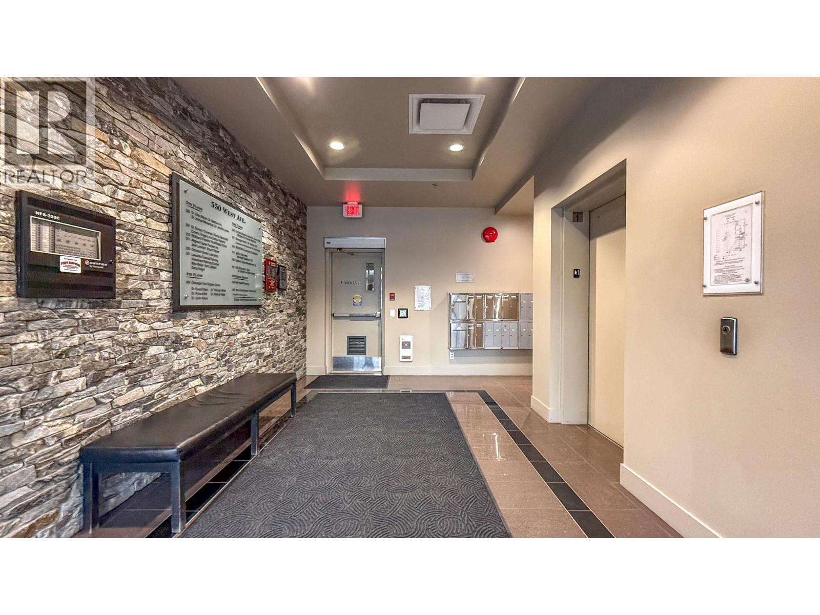 211 550 West Avenue, Kelowna