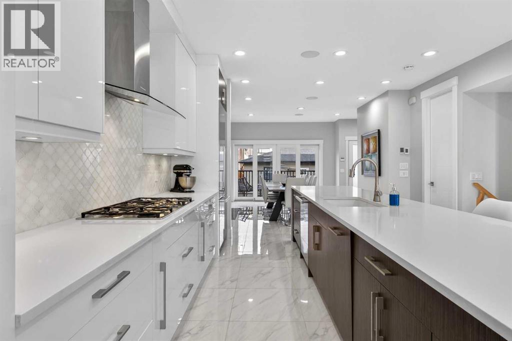 Single Family House for Sale in   Avenue NW West Hillhurst Calgary 