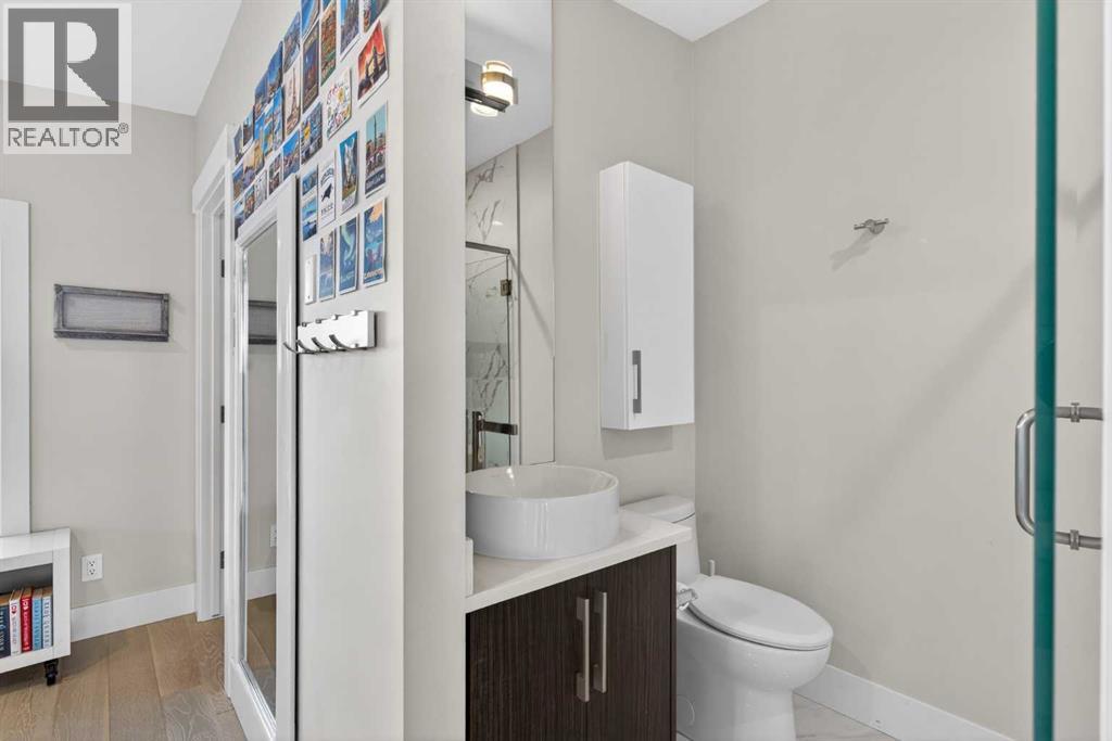 Single Family House for Sale in   Avenue NW West Hillhurst Calgary 