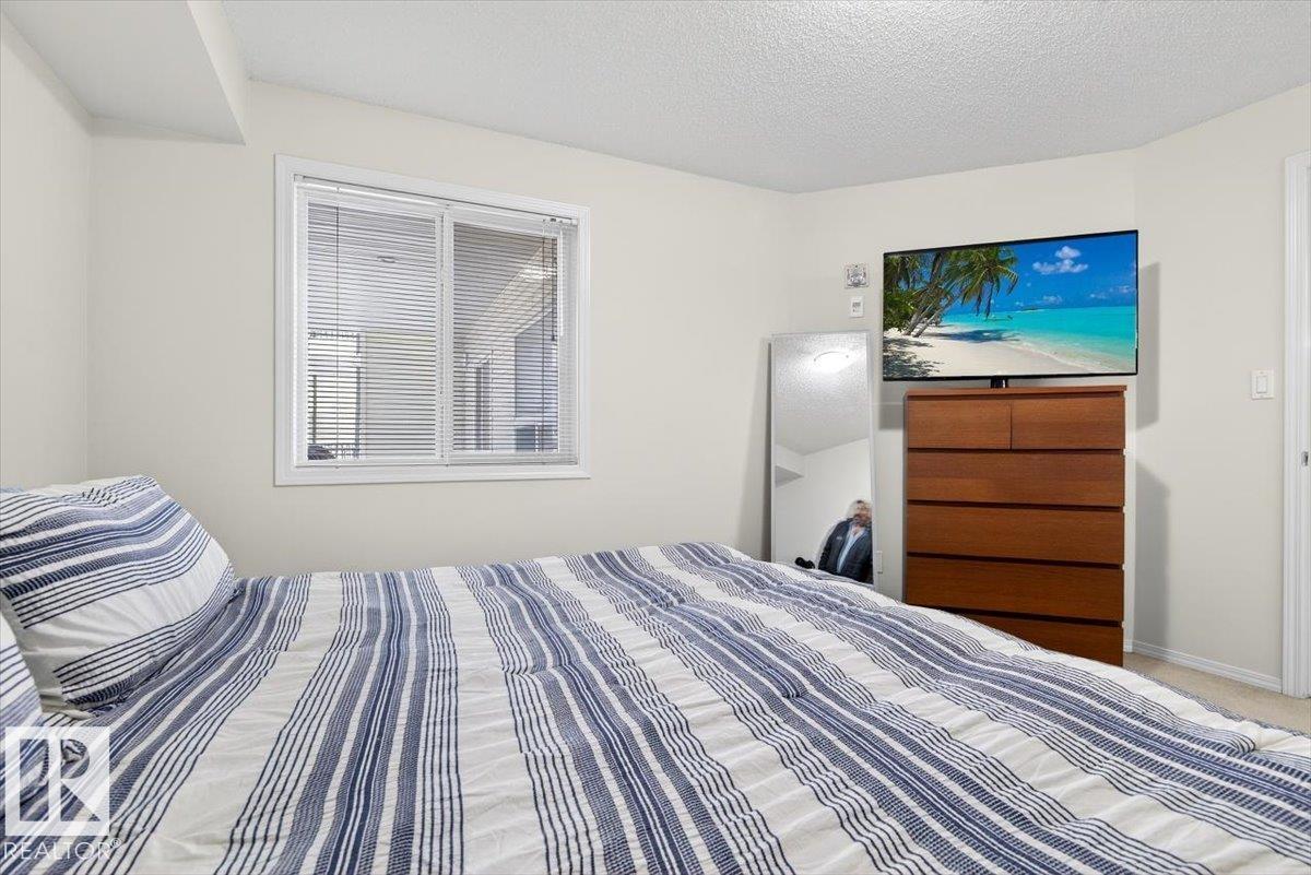 Single Family House for Sale in #   ST NW Edmonton 