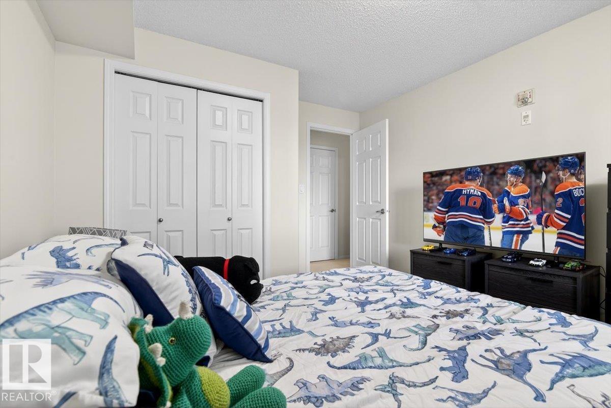 Single Family House for Sale in #   ST NW Edmonton 