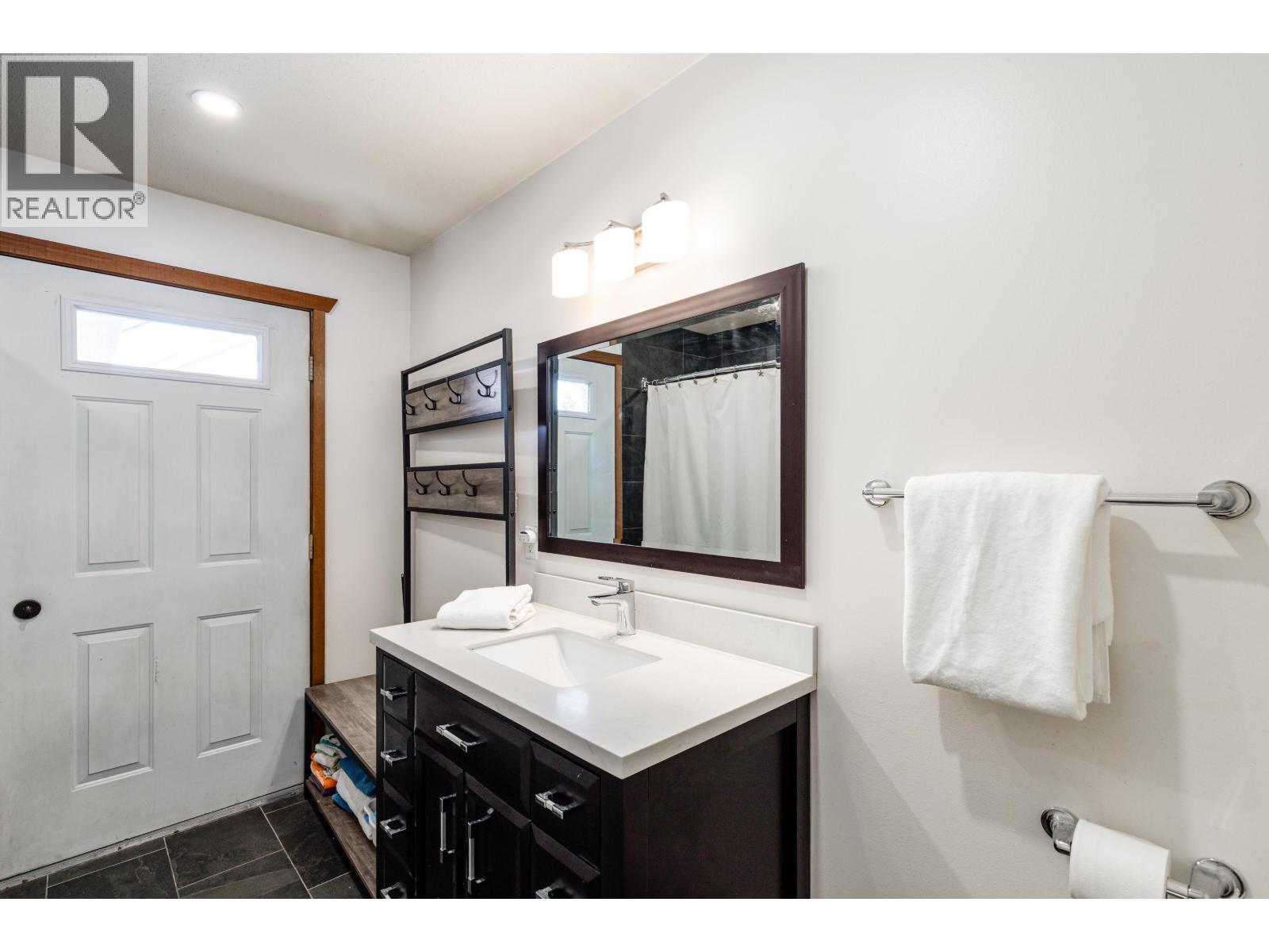 18 6125 EAGLE DRIVE, Whistler