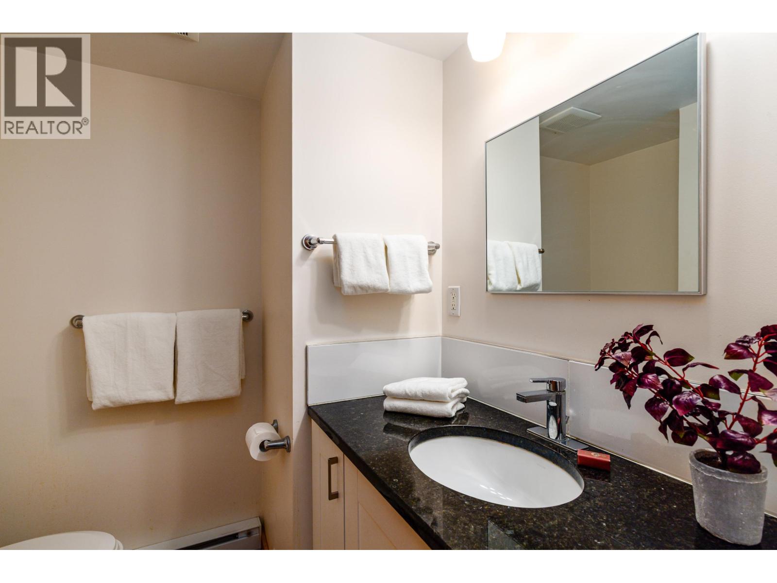 18 6125 EAGLE DRIVE, Whistler