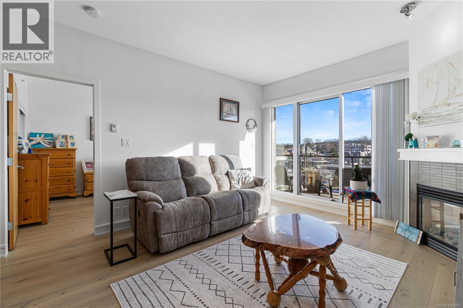 606 194 Beachside Dr, Parksville