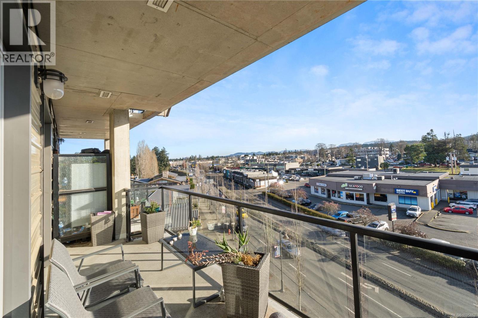 606 194 Beachside Dr, Parksville