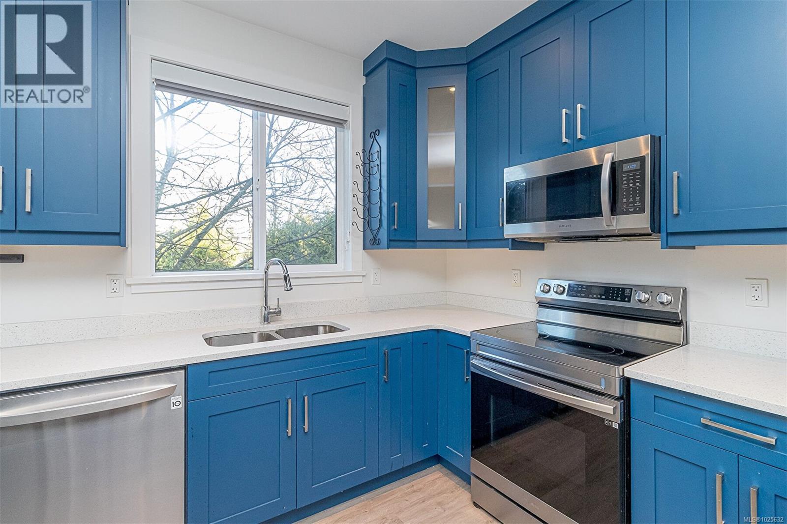 3113 Gibbins Rd, Duncan