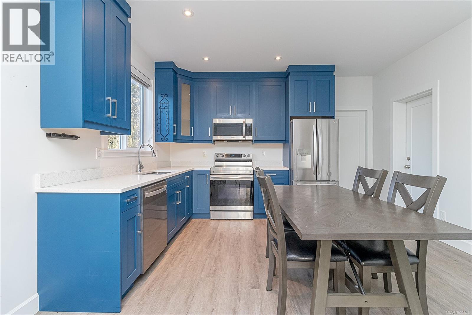 3113 Gibbins Rd, Duncan