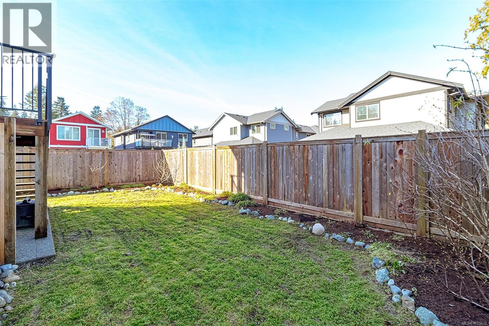 3113 Gibbins Rd, Duncan