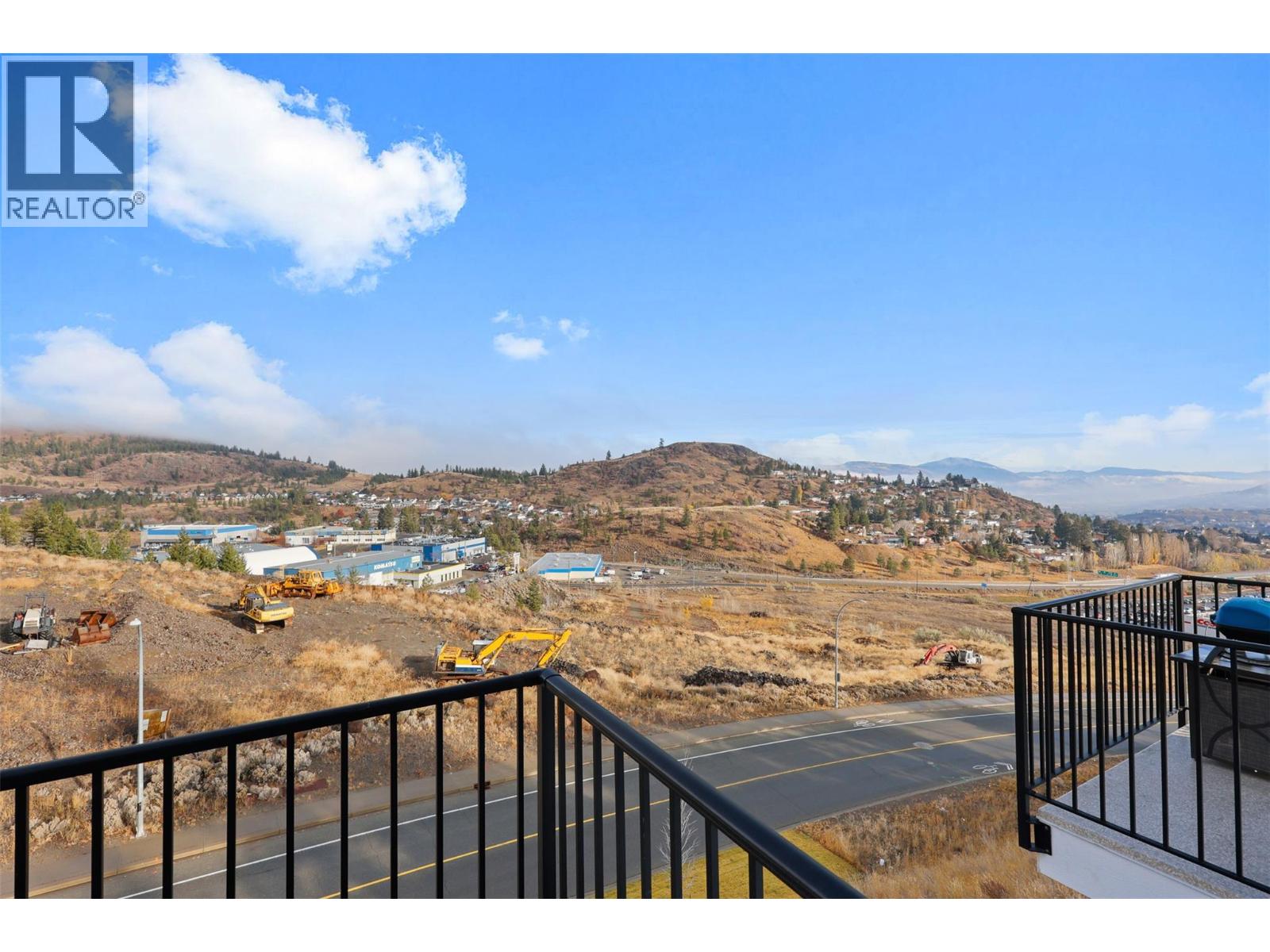 1701 FOXTAIL Drive Unit# 123, Kamloops