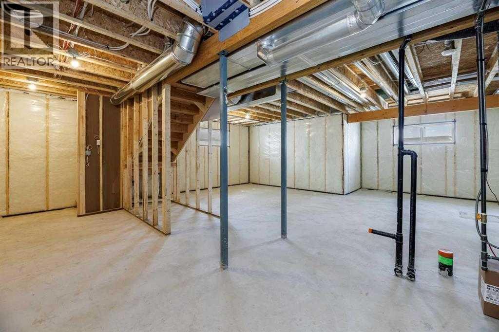 Single Family House for Sale in  Everson Close Evergreen Red Deer 