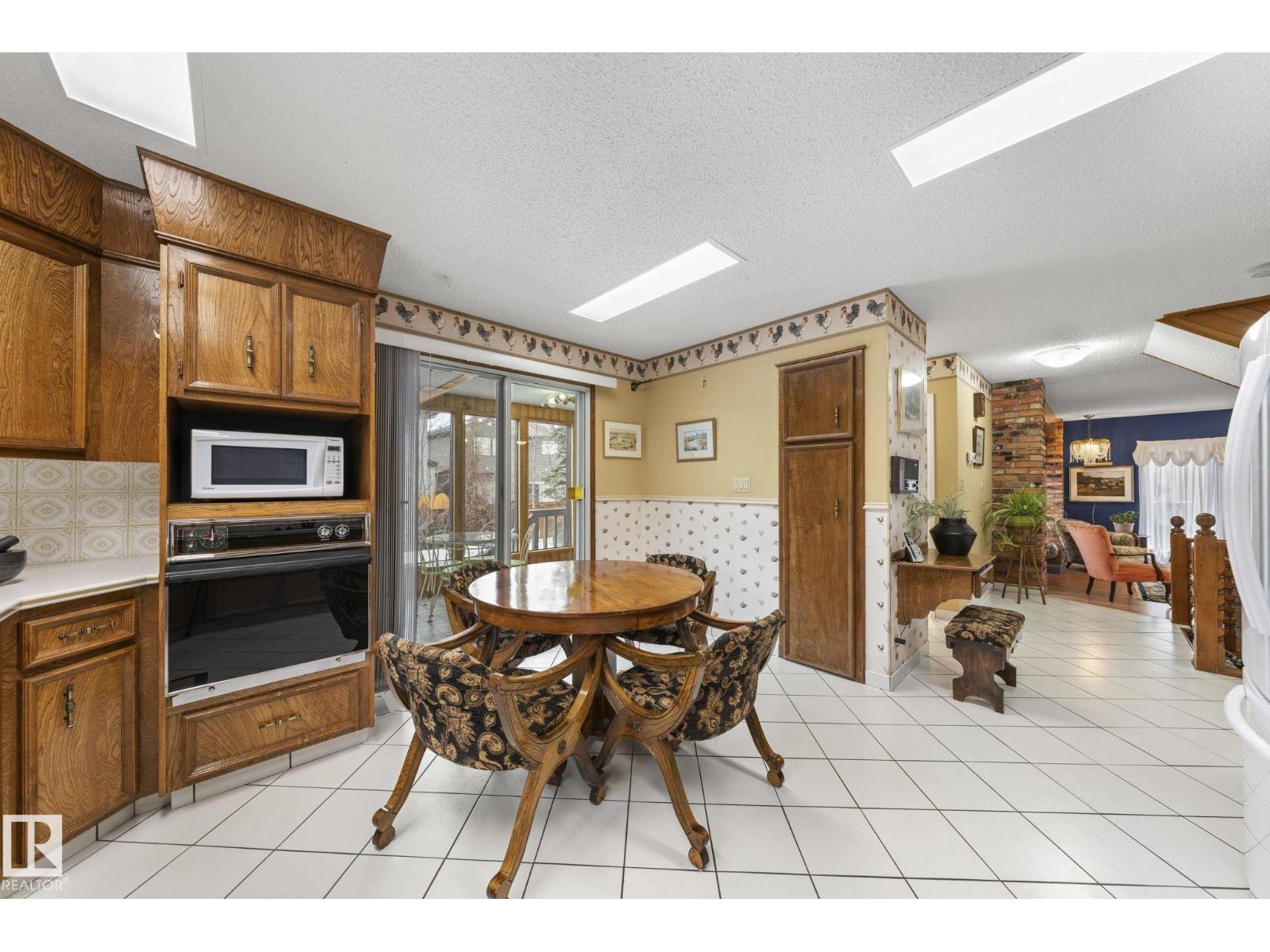 11126 173A AV NW, Edmonton