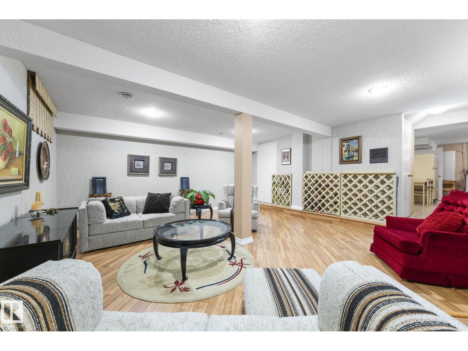 11126 173A AV NW, Edmonton