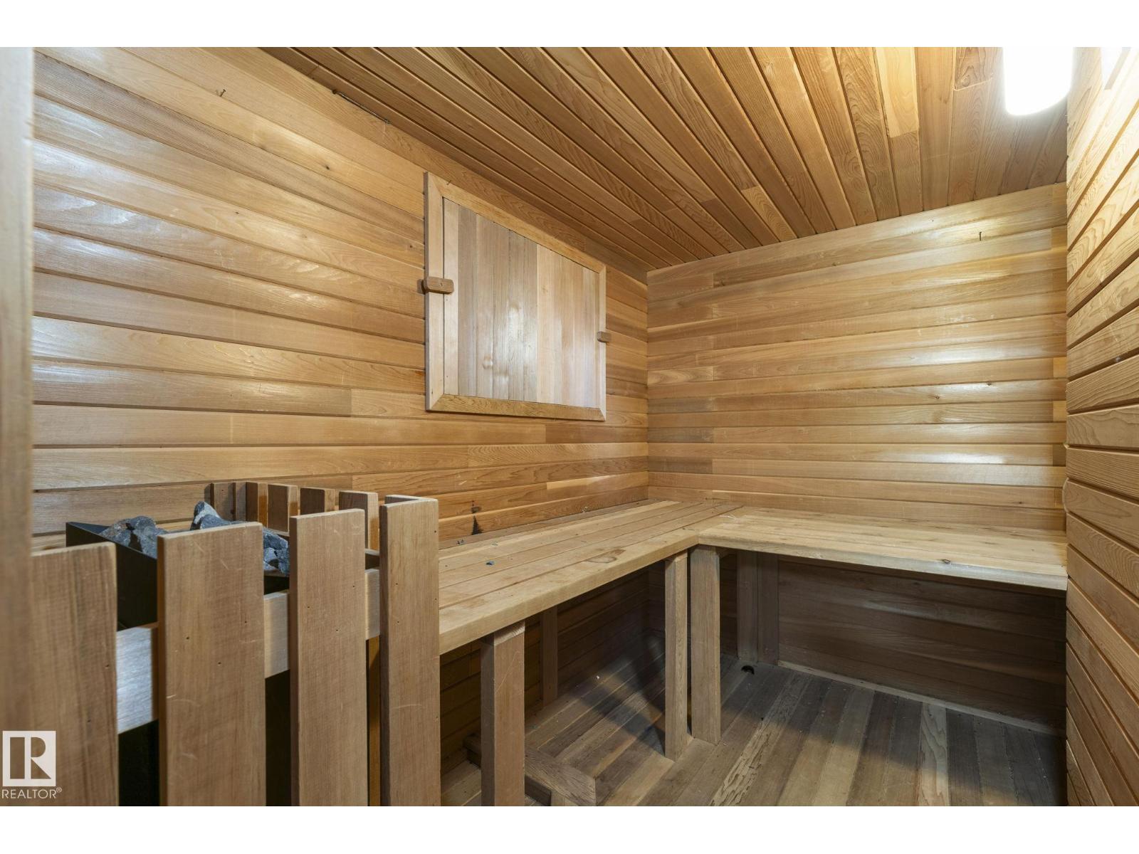 11126 173A AV NW, Edmonton