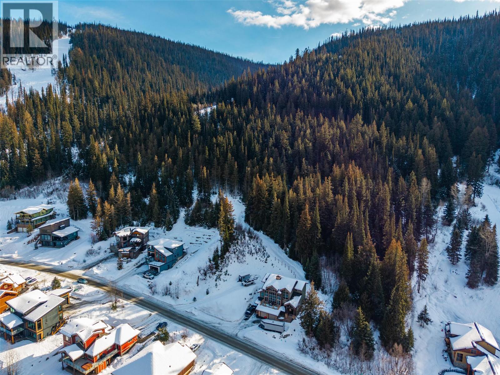 2549 Mountain View Drive - Photo 4 of 26, Sun Peaks, British Columbia