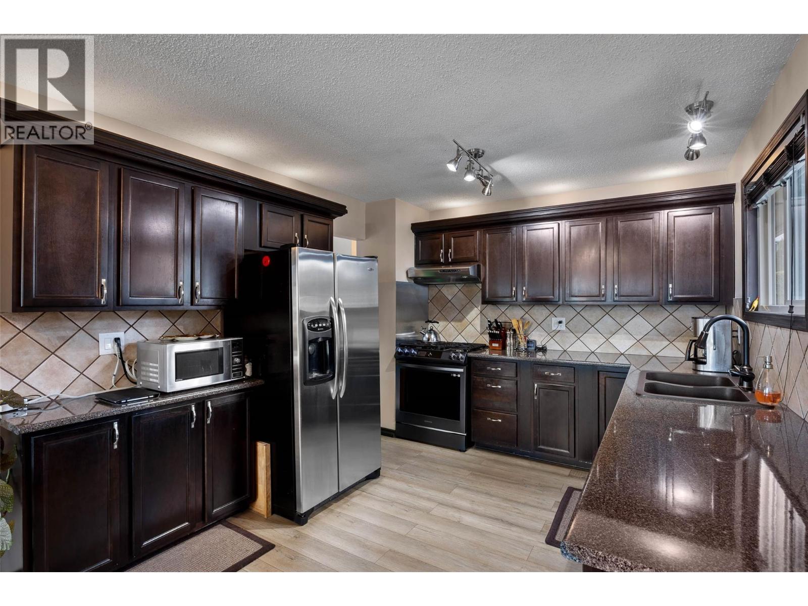 1864 Dickenson Road, Kamloops