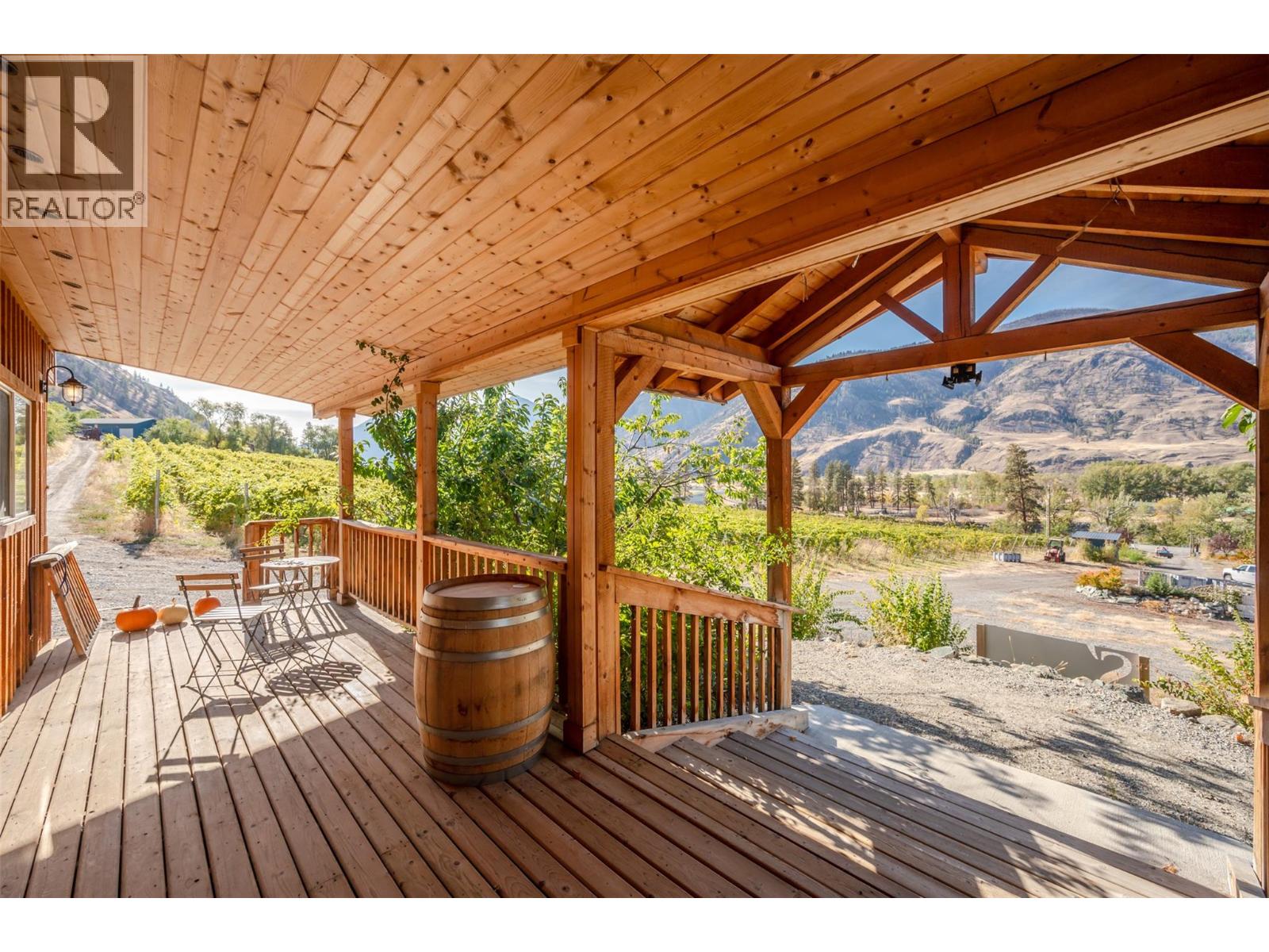  1002/963 Highway 3 Other, Cawston