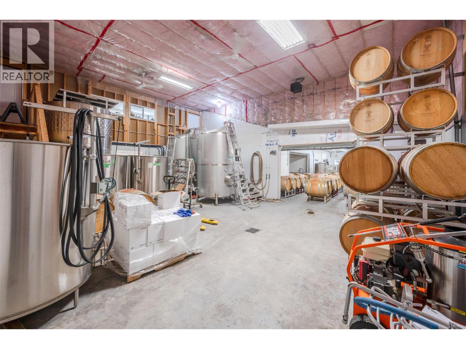  1002/963 Highway 3 Other, Cawston