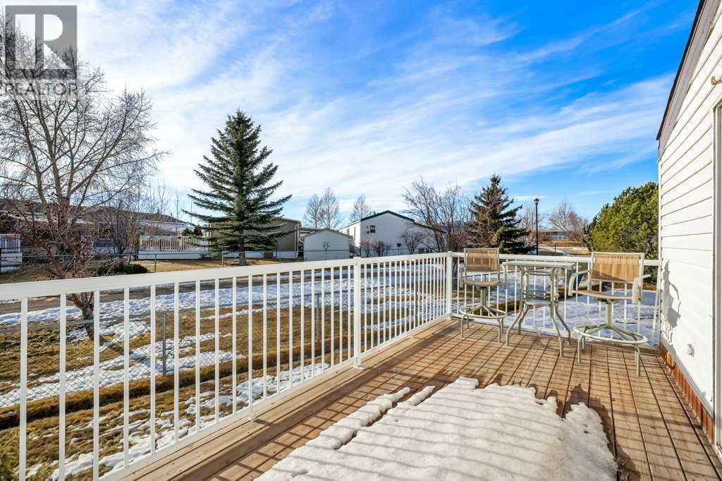 86, 99 Arbour Lake Road, Calgary, Alberta