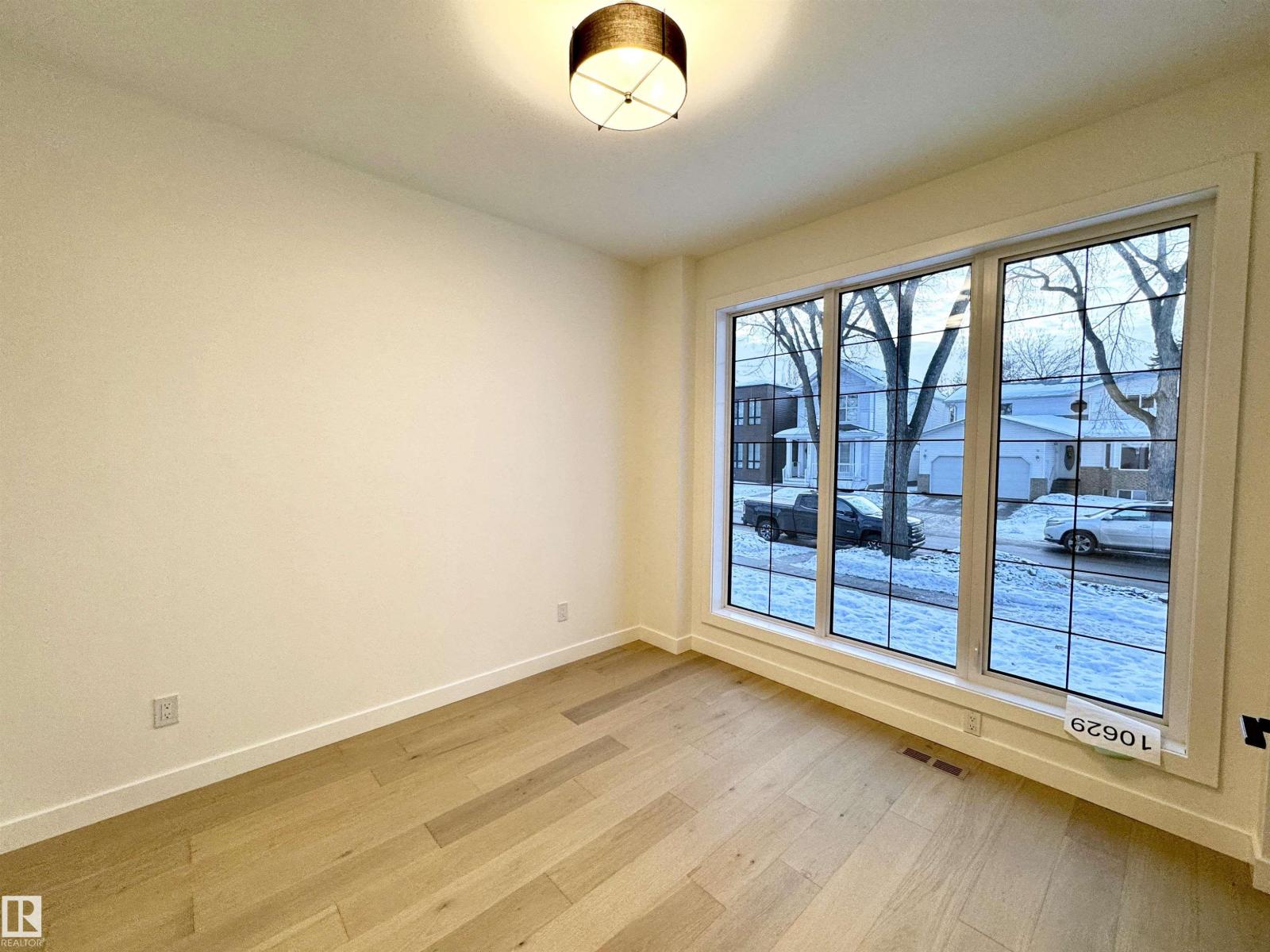 10629 129 ST NW, Edmonton