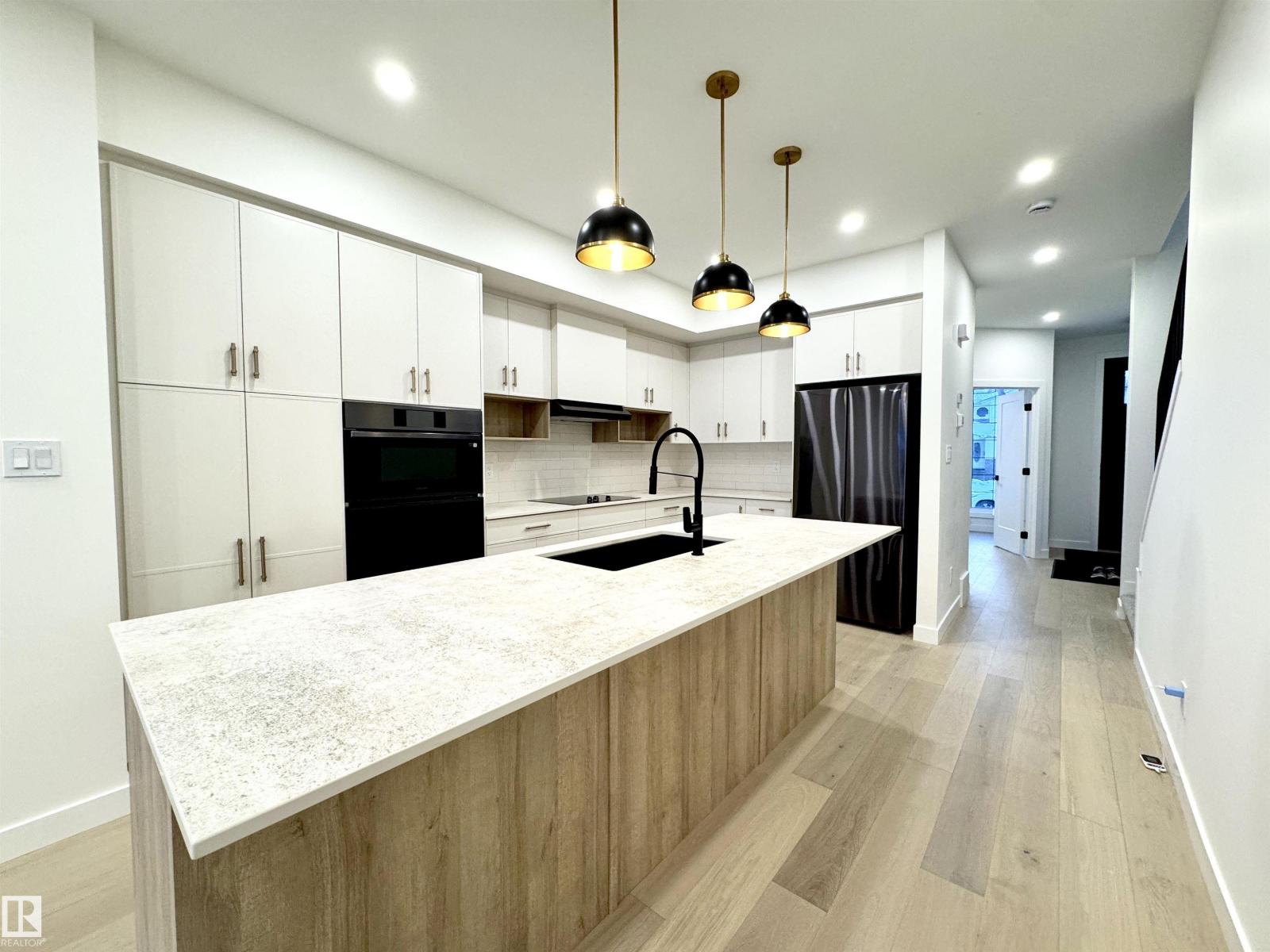 10629 129 ST NW, Edmonton