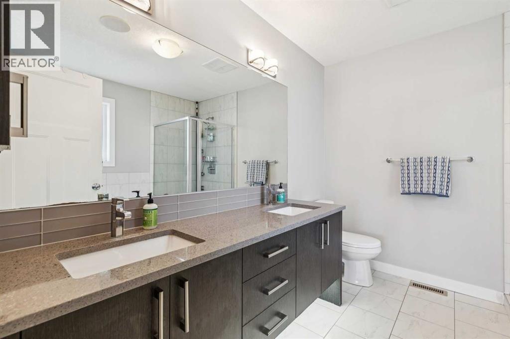 Single Family House for Sale in    Avenue NW Mount Pleasant Calgary 