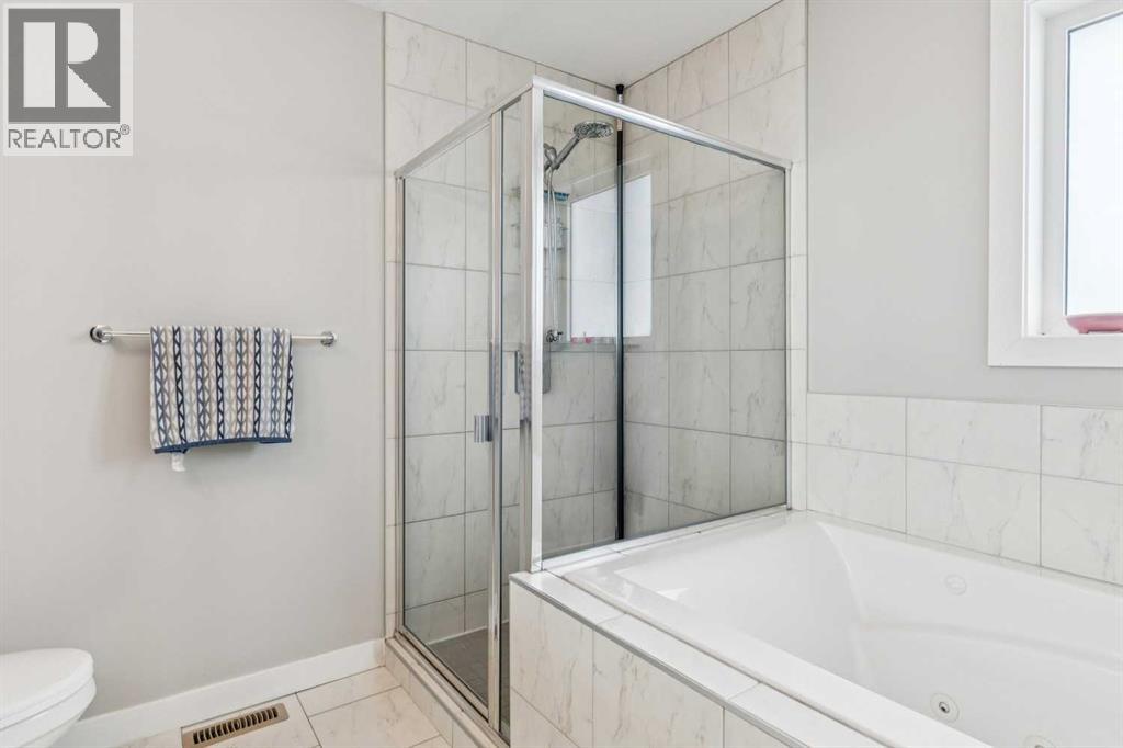 Single Family House for Sale in    Avenue NW Mount Pleasant Calgary 