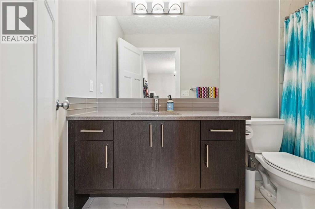 Single Family House for Sale in    Avenue NW Mount Pleasant Calgary 