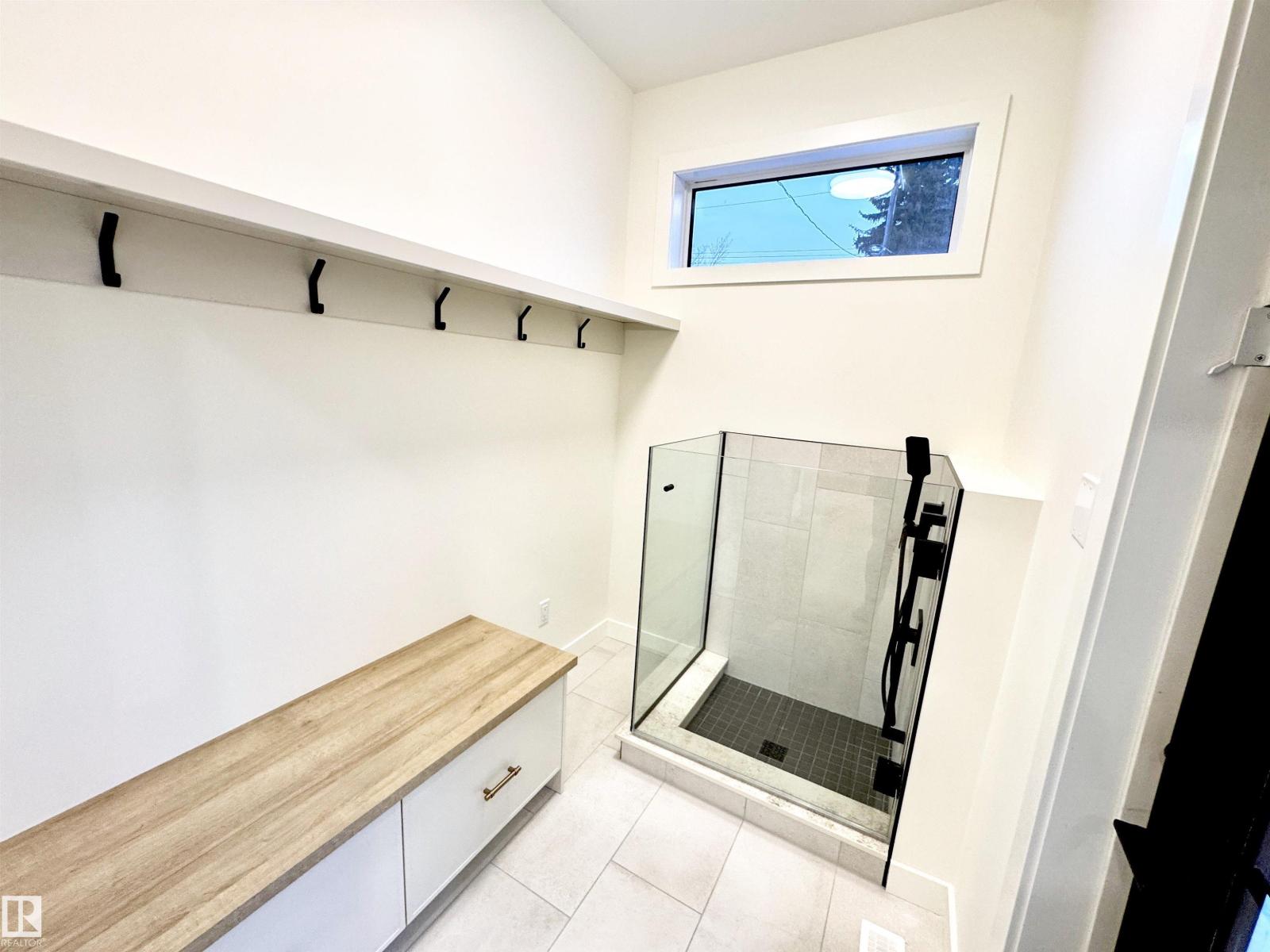 10629 129 ST NW, Edmonton