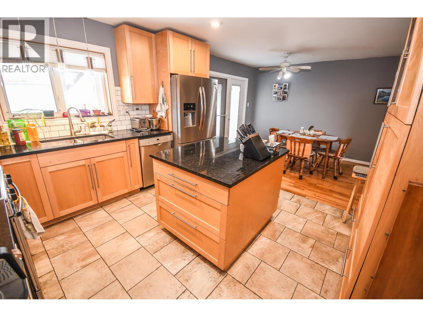 110 S MOFFAT STREET - 20