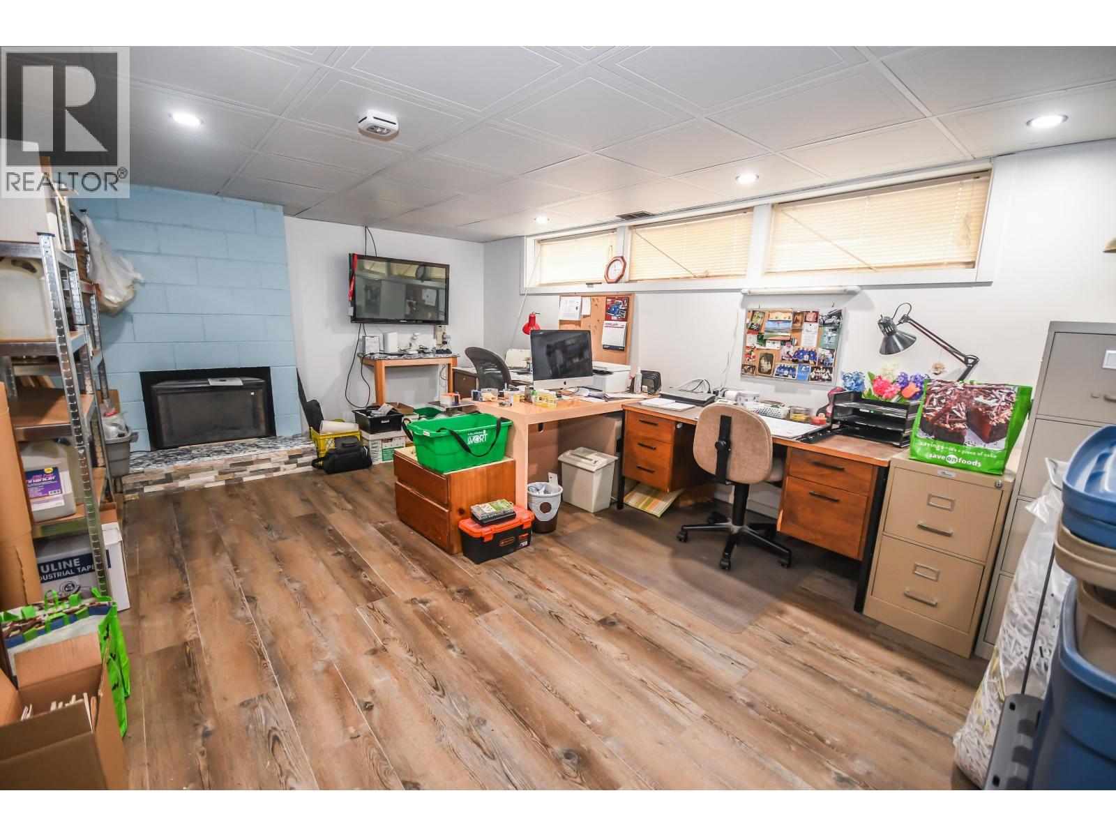 110 S MOFFAT STREET - 24