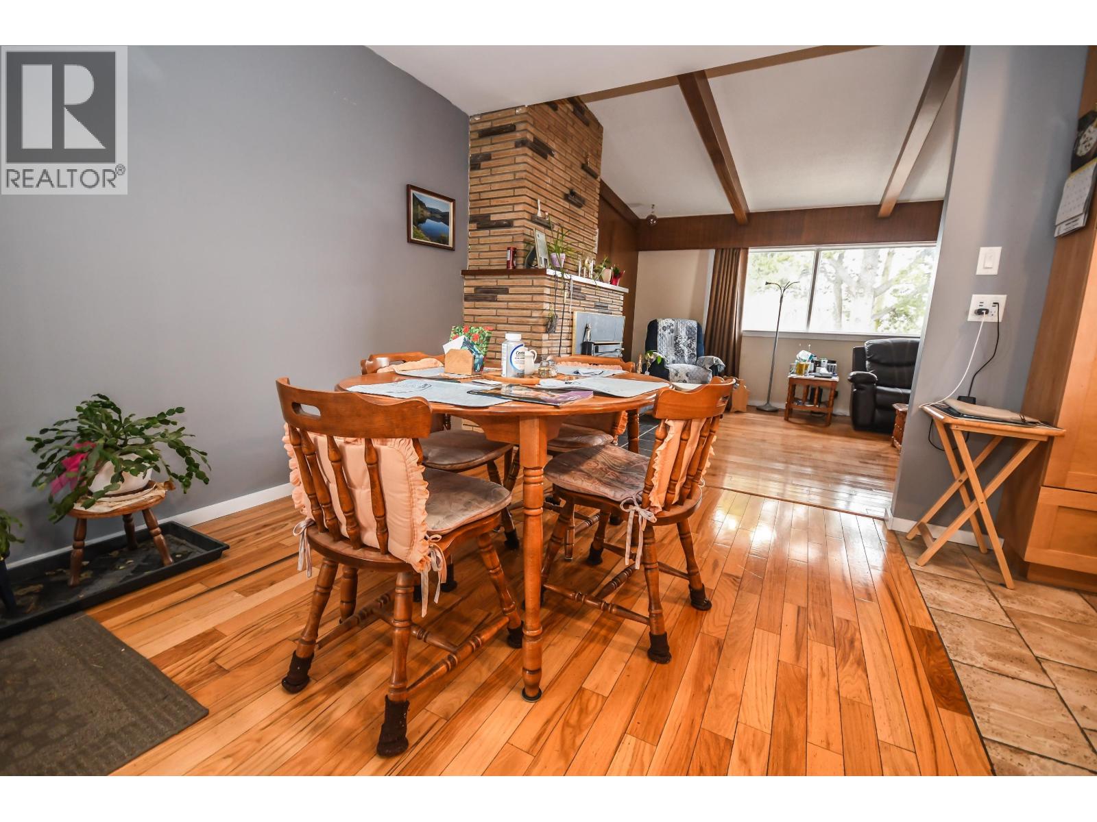 110 S MOFFAT STREET - 22