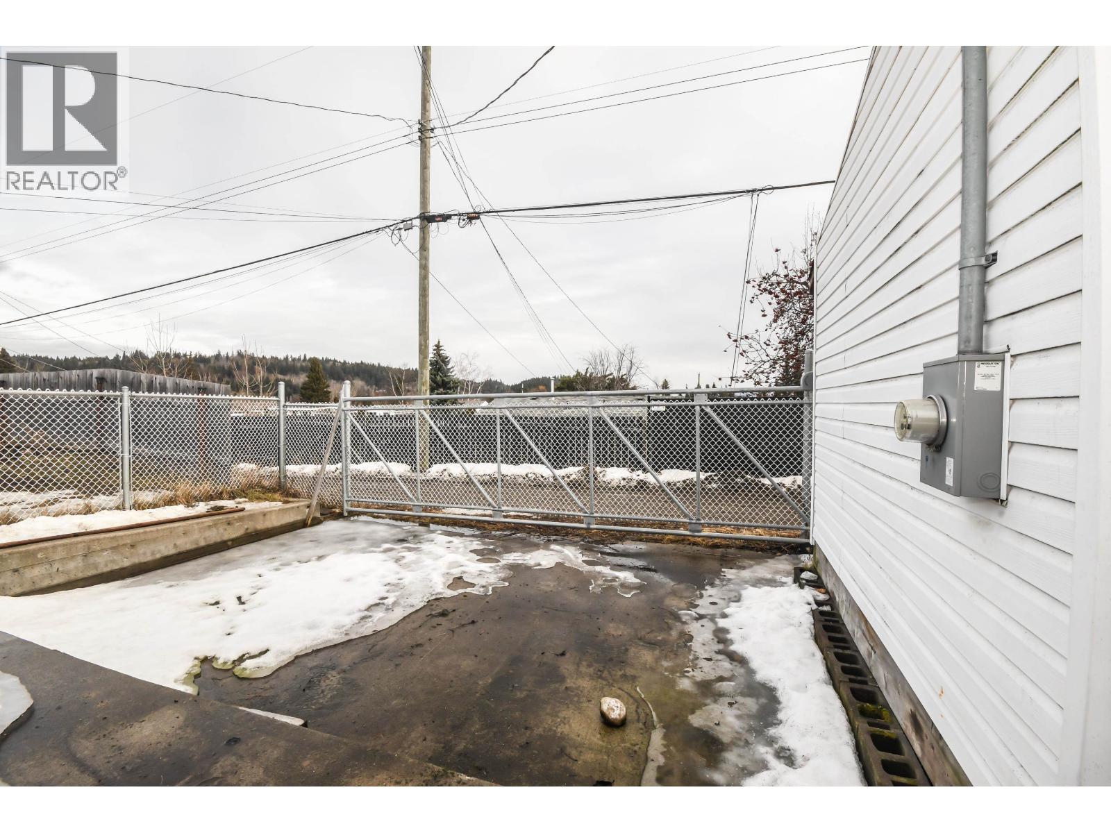 110 S MOFFAT STREET - 36