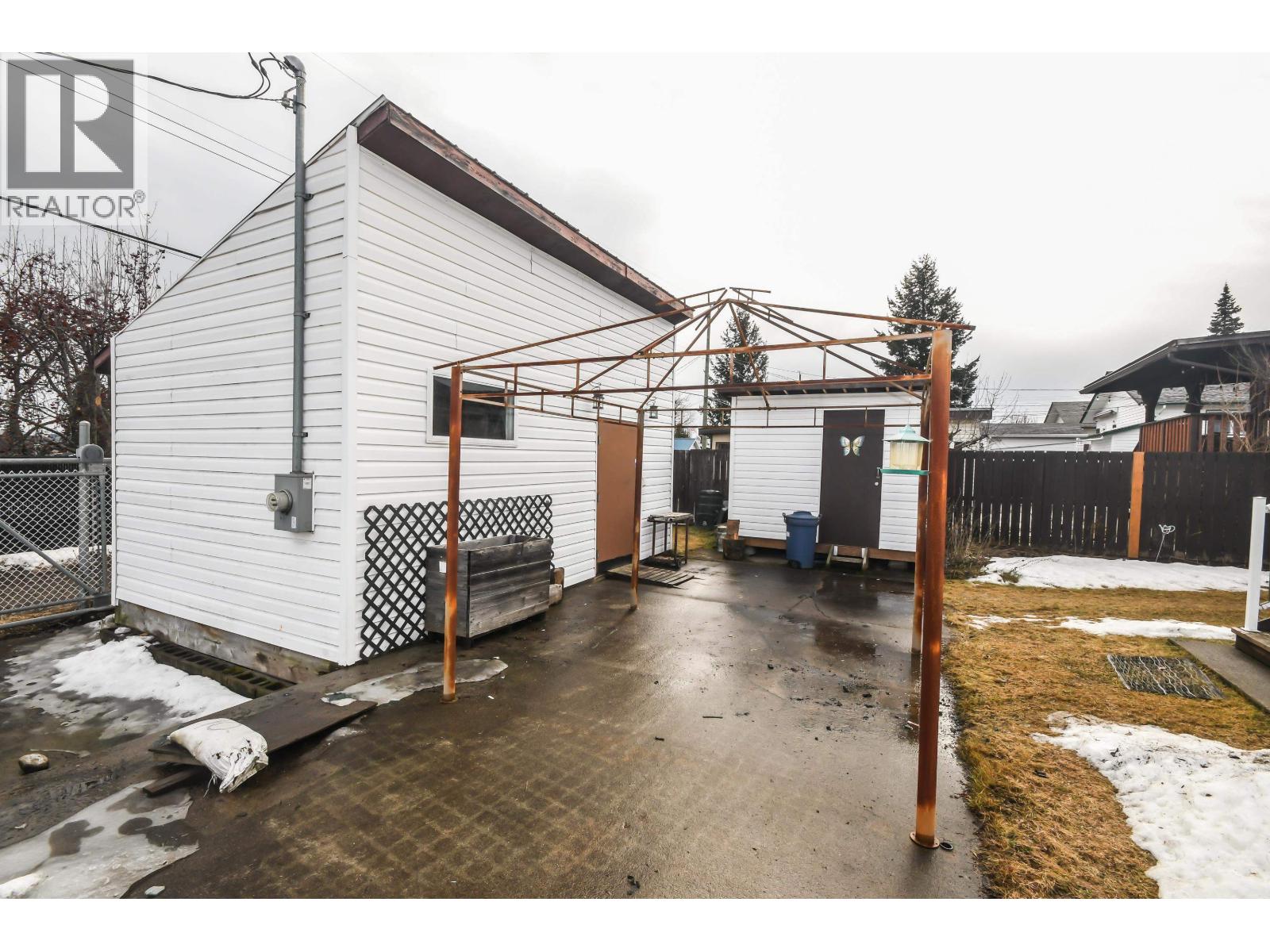 110 S MOFFAT STREET - 37
