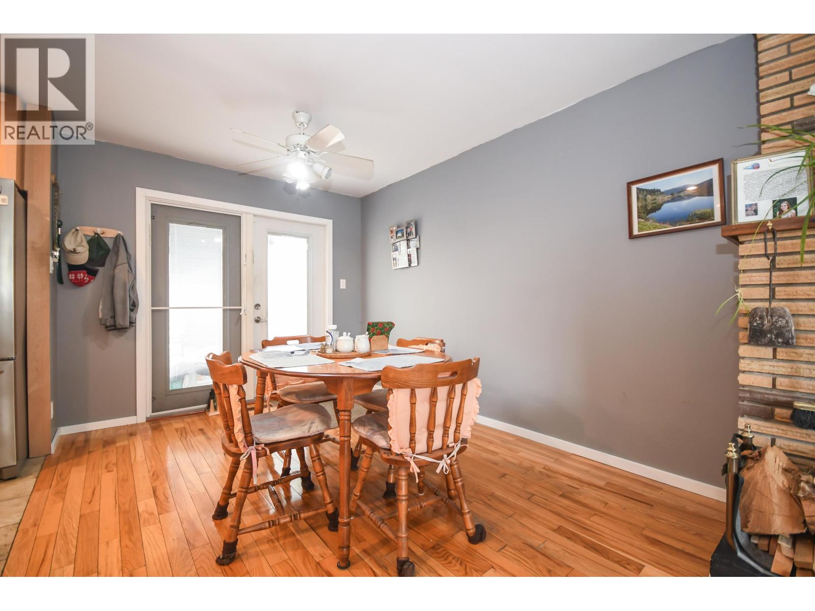 110 S MOFFAT STREET - 7