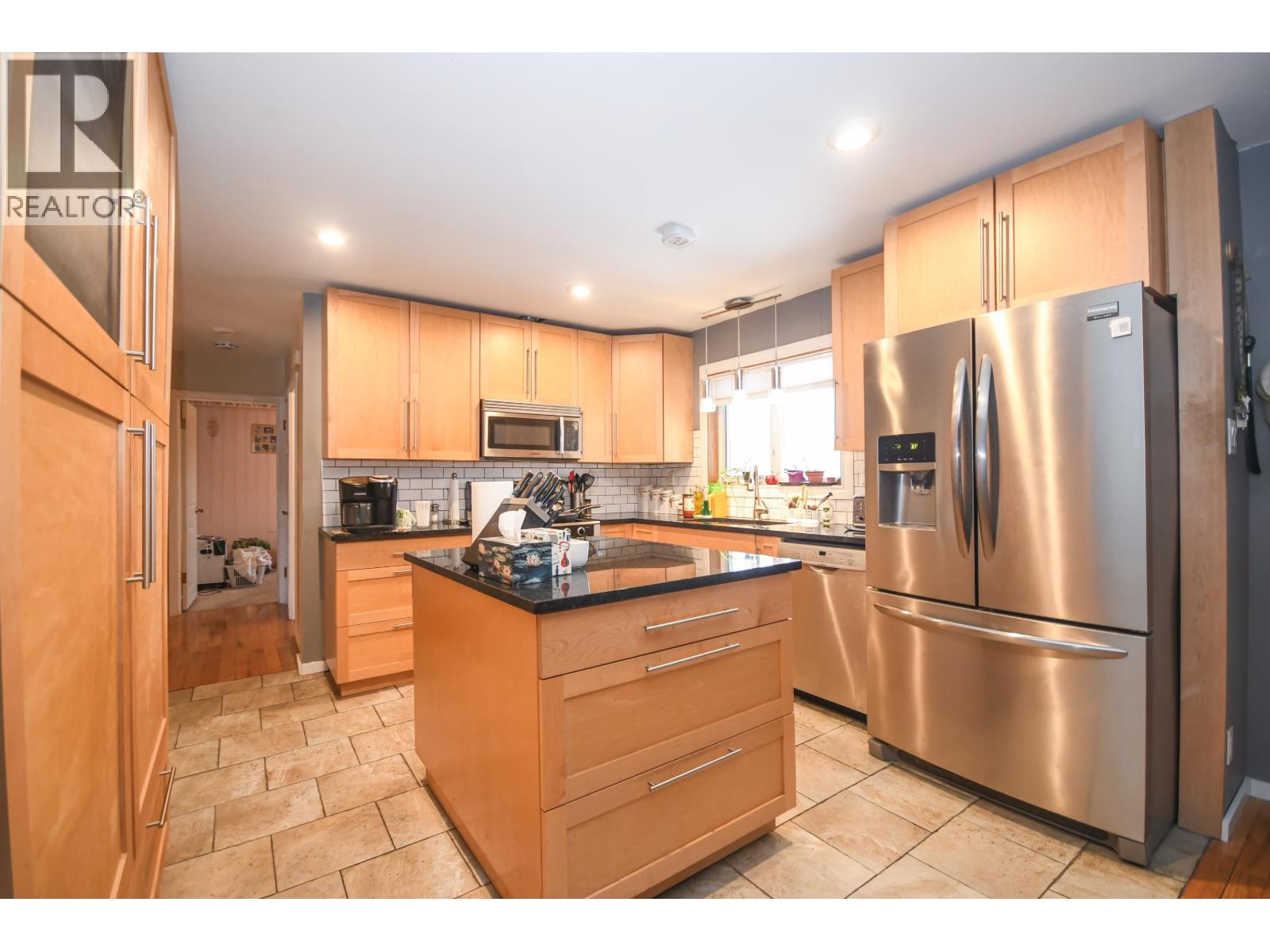 110 S MOFFAT STREET - 6