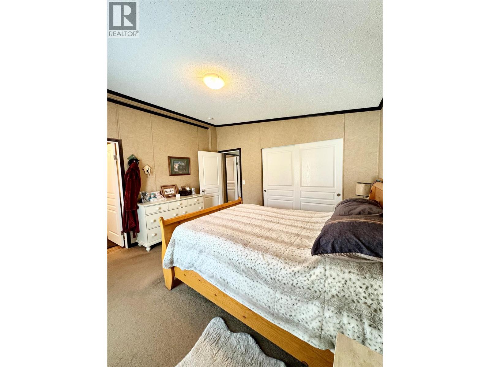 2581 SPRING BANK AVENUE - 20