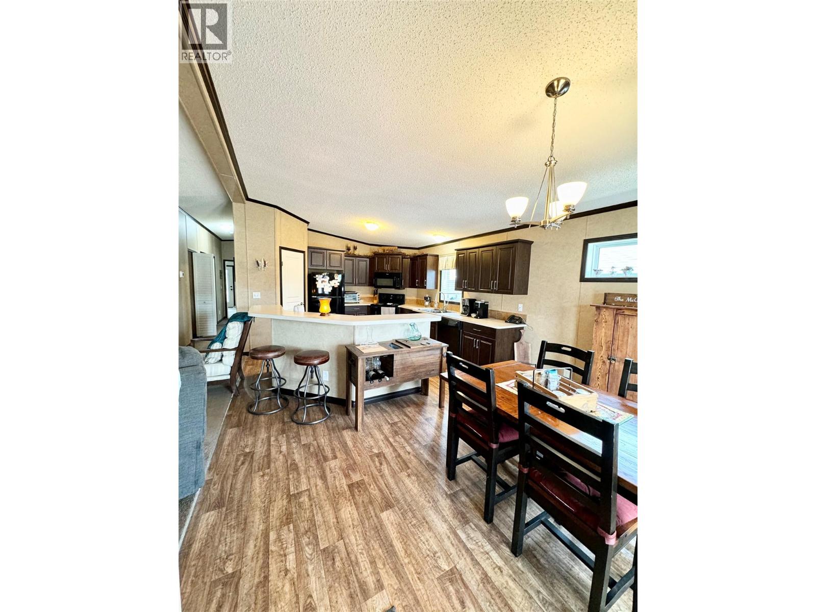 2581 SPRING BANK AVENUE - 7