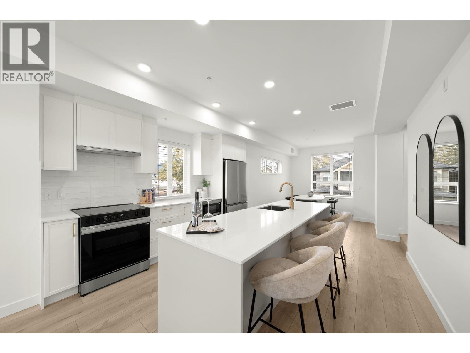 6 728 LEA AVENUE, Coquitlam