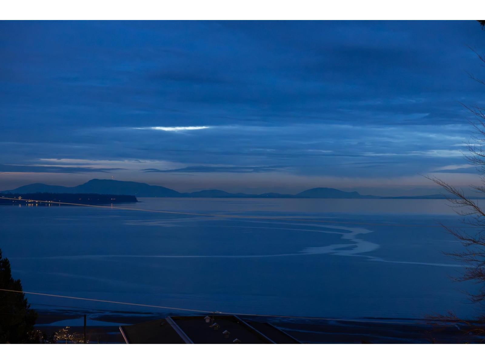 14799 OXENHAM AVENUE, White Rock