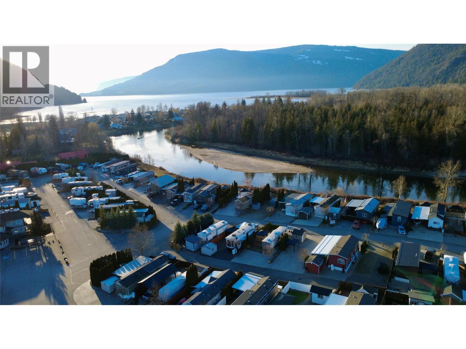  1383 Silver Sands Road, Sicamous