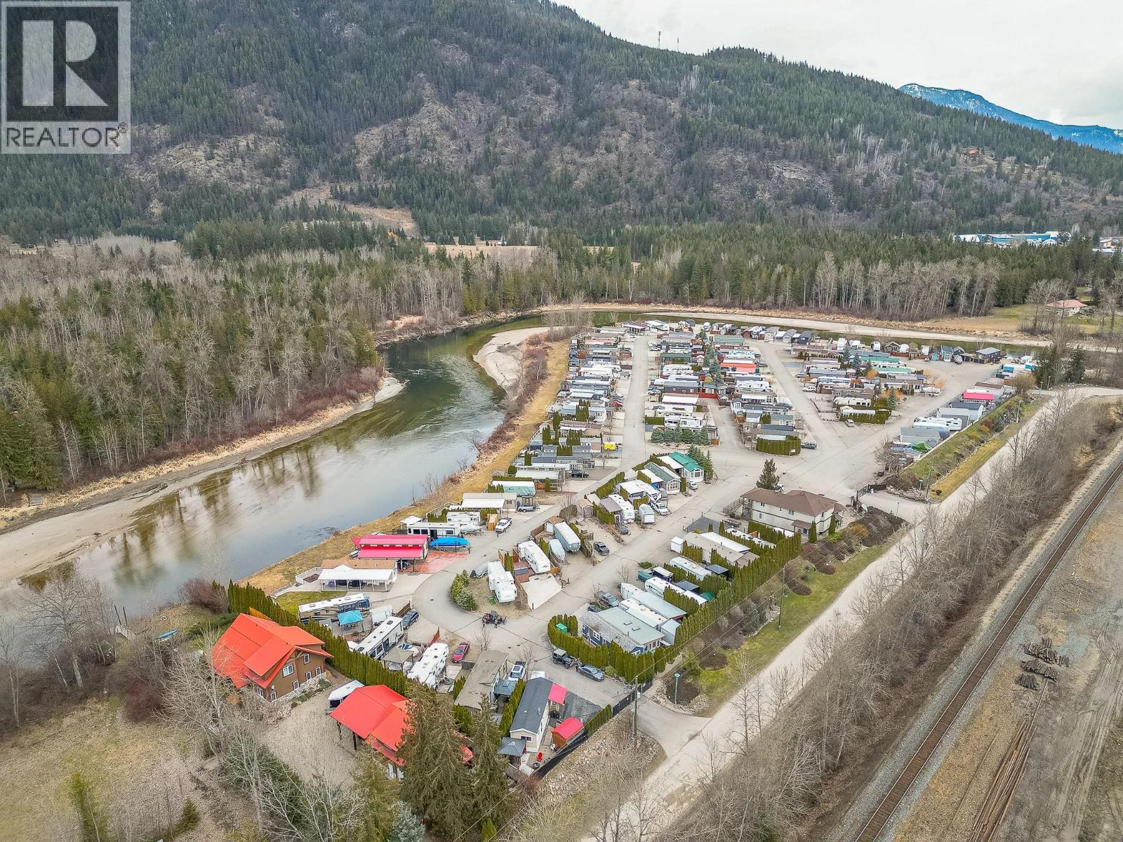  1383 Silver Sands Road, Sicamous