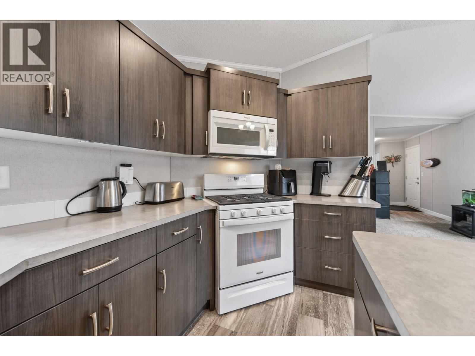 #107 5005 RIVER ROAD - 11