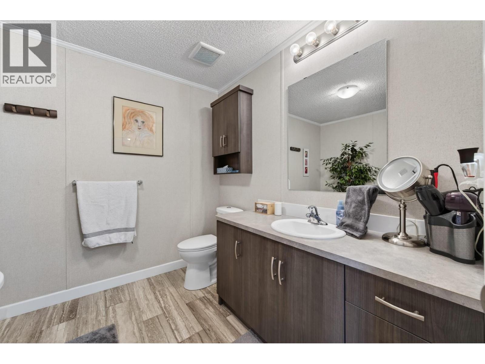 #107 5005 RIVER ROAD - 17