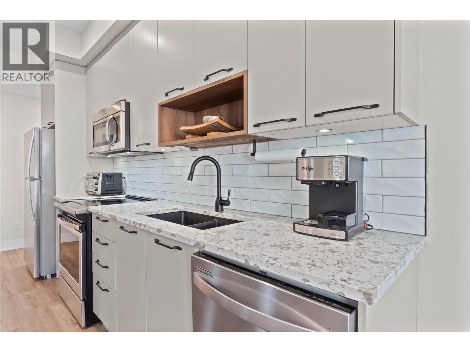 #3102 1040 TALASA COURT - 11