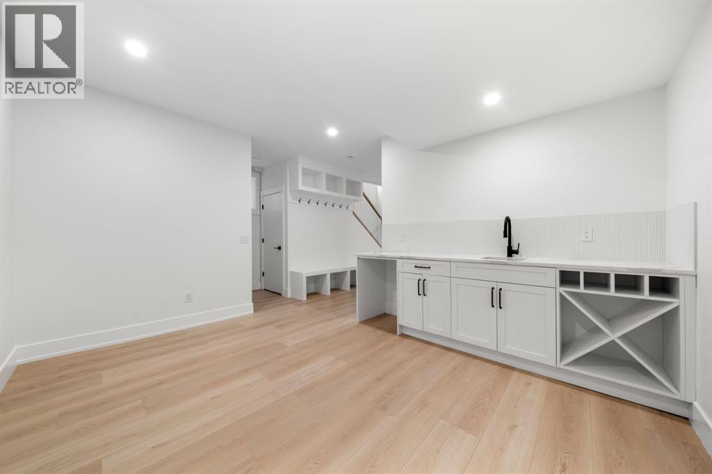 Single Family House for Sale in   Avenue SW South Calgary Calgary 