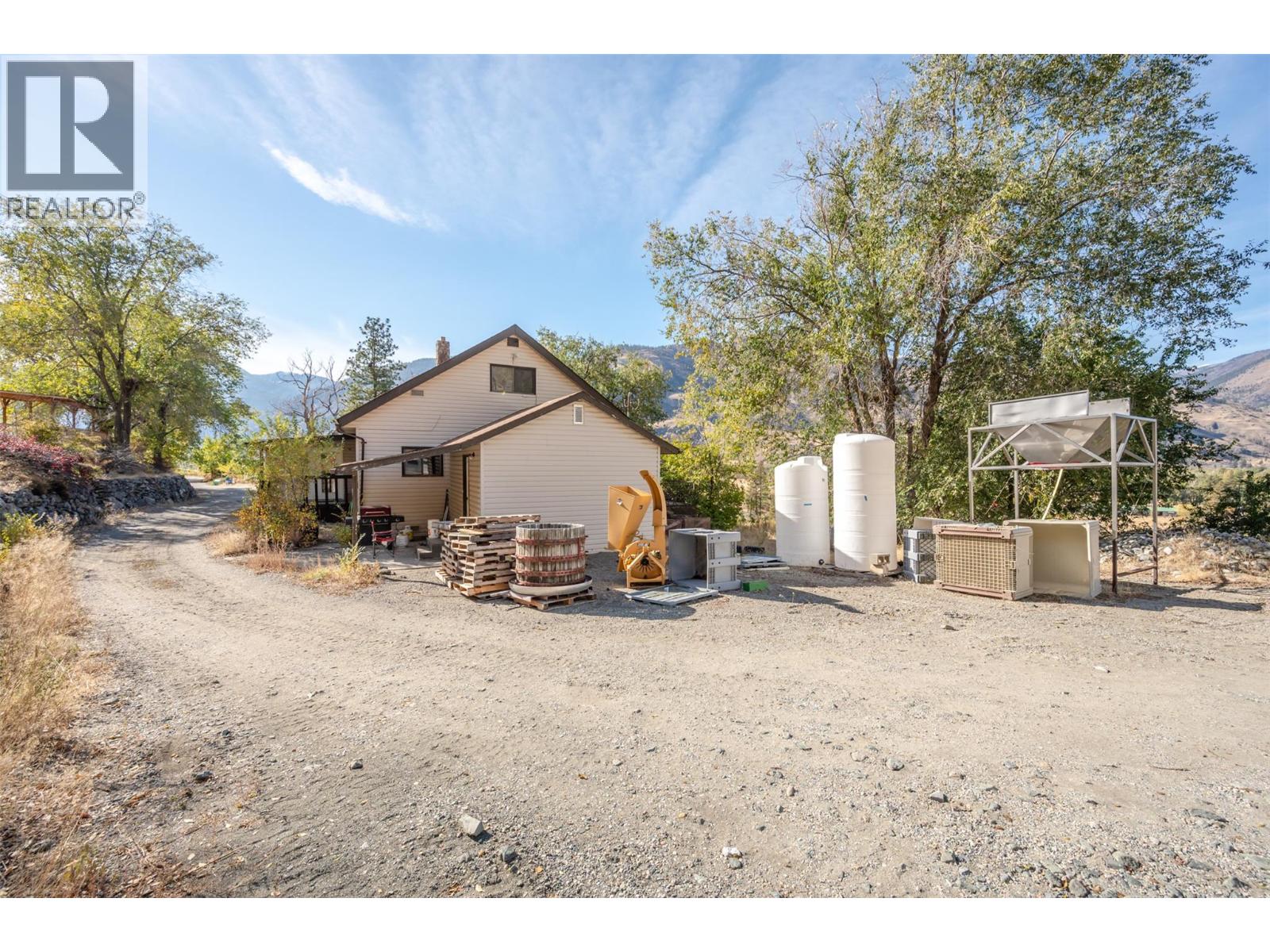  1002/963 Highway 3 Other, Cawston