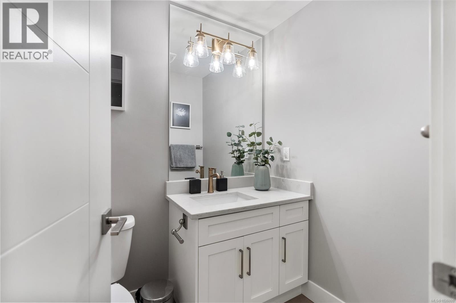 2168 Champions Way, Langford