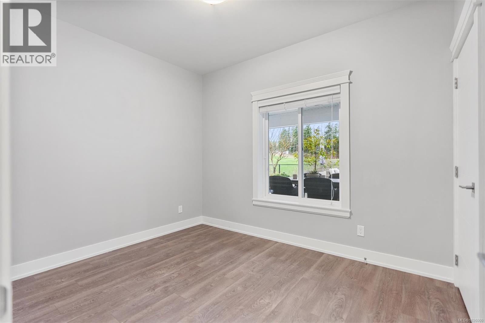 2168 Champions Way, Langford