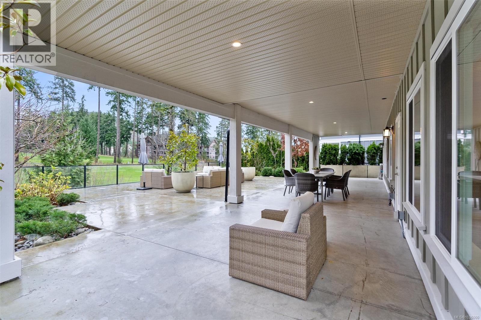 2168 Champions Way, Langford